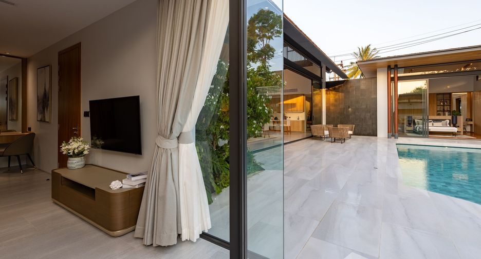 For sale 5 bedrooms villa in Thalang, Phuket