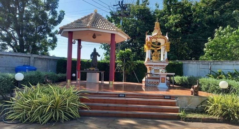 Haus zum Kauf und zur Miete mit 7 Zimmer in Si Maha Phot, Prachin Buri