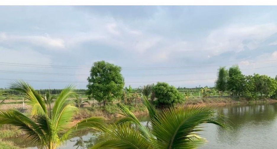 Haus zum Kauf und zur Miete mit 7 Zimmer in Si Maha Phot, Prachin Buri