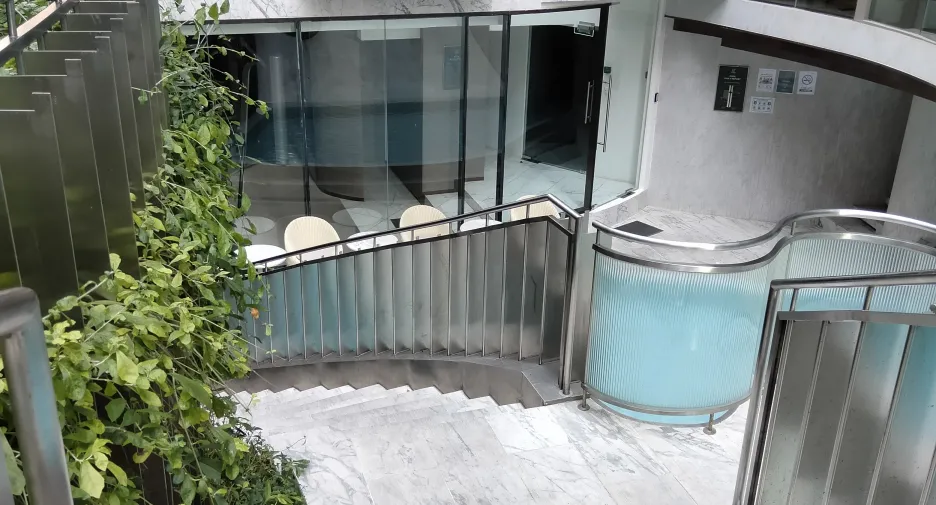 Wohnung zum Kauf und zur Miete mit 1 Zimmer in Khlong Toei, Bangkok