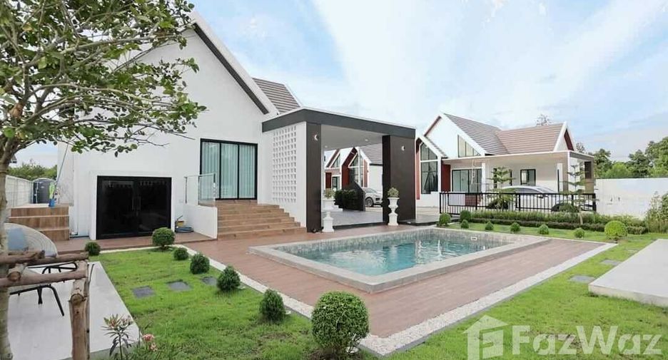 For sale 3 bedrooms villa in Mueang Sakon Nakhon, Sakon Nakhon