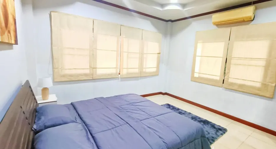Casa en alquiler de 3 habitaciones en Thalang, Phuket