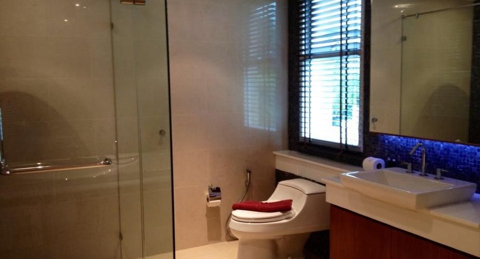 For rent 5 bedrooms condo in Kathu, Phuket
