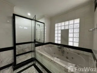 Wohnung zur Miete mit 3 Zimmer in Mueang Nonthaburi, Nonthaburi
