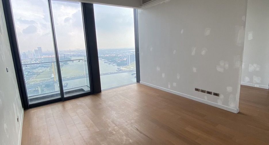 For sale 3 bedrooms condo in Bang Kho Laem, Bangkok