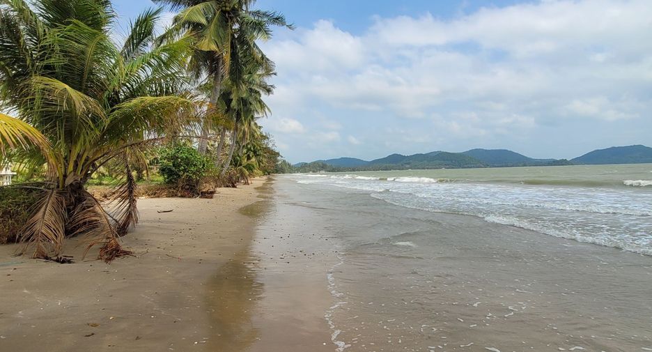 For sale land in Mueang Chumphon, Chumphon