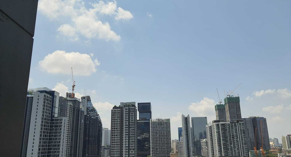For sale and for rent studio condo in Huai Khwang, Bangkok