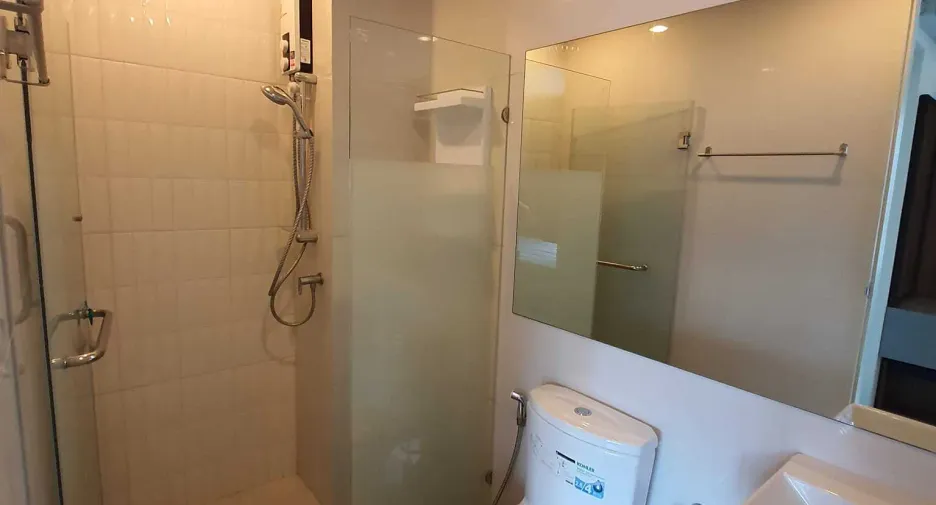 For sale and for rent studio condo in Huai Khwang, Bangkok