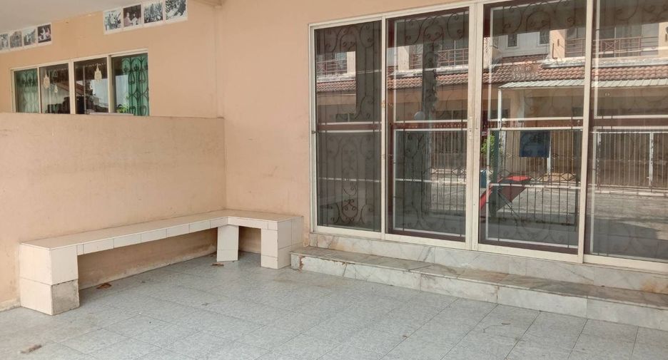 For sale 3 bedrooms townhouse in Thanyaburi, Pathum Thani