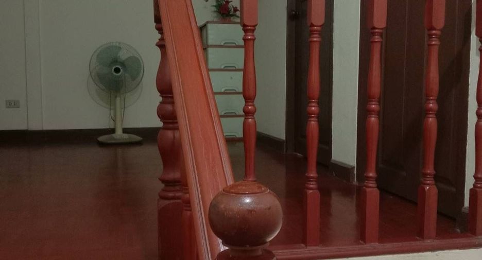 For sale 3 bedrooms townhouse in Thanyaburi, Pathum Thani