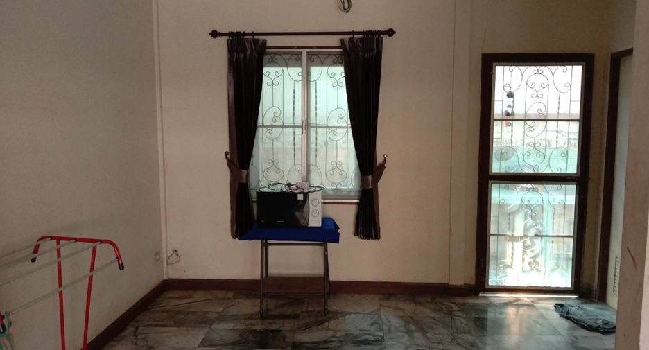 For sale 3 bedrooms townhouse in Thanyaburi, Pathum Thani