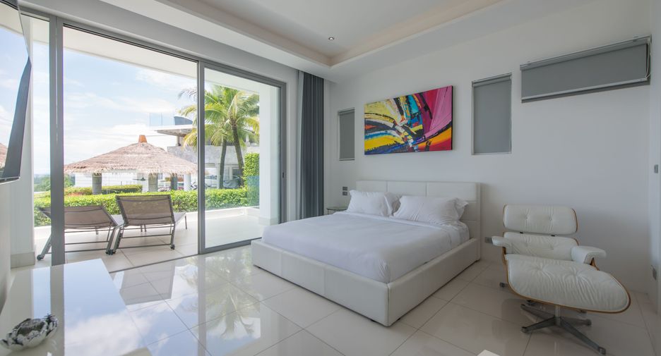 For rent 3 bedrooms condo in Mueang Phuket, Phuket