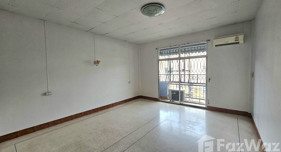 For sale 3 bedrooms townhouse in Hat Yai, Songkhla