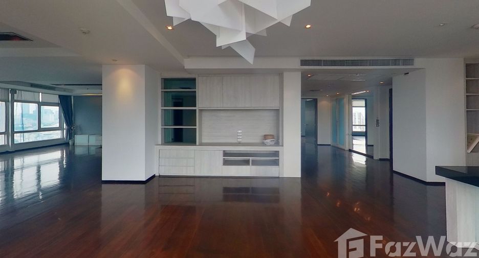 For sale and for rent 3 bedrooms condo in Watthana, Bangkok