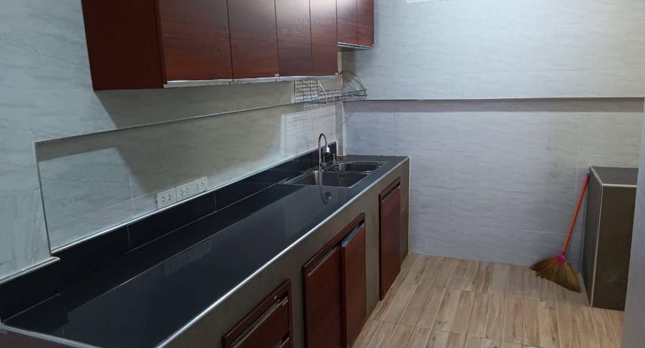 For rent 5 bedrooms house in Mueang Phuket, Phuket