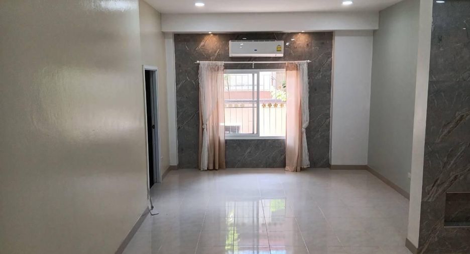 For rent 5 bedrooms house in Mueang Phuket, Phuket