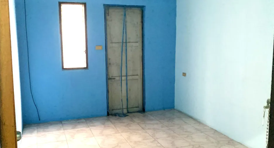 Casa adosada en venta y en alquiler de 4 habitaciones en Mueang Chon Buri, Chonburi