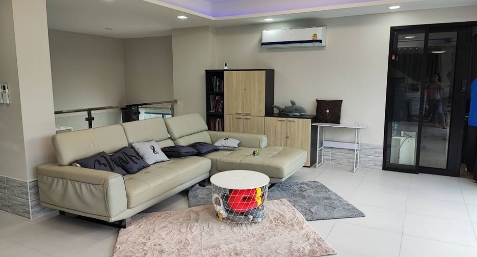 Villa zum Kauf mit 5 Zimmer in Kathu, Phuket