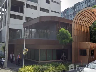 For sale retail Space in Watthana, Bangkok