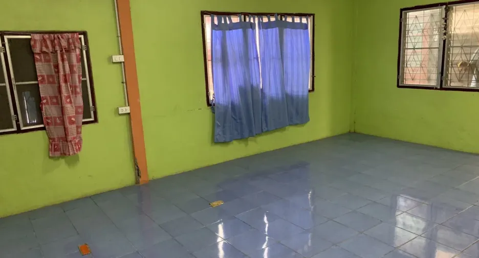 Haus zur Miete mit 2 Zimmer in Bang Nam Priao, Chachoengsao