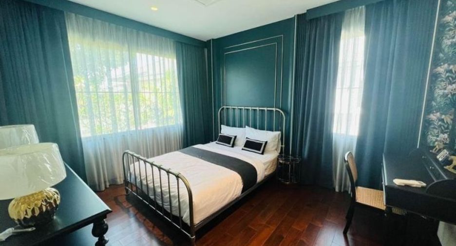 For sale and for rent 4 bedrooms house in Lat Krabang, Bangkok