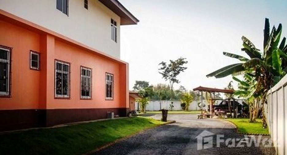 For sale 4 bedrooms house in Mueang Nongbua Lamphu, Nong Bua Lamphu