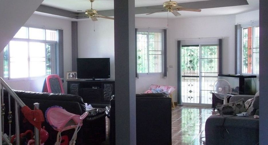 For sale 4 bedrooms house in Mueang Nongbua Lamphu, Nong Bua Lamphu