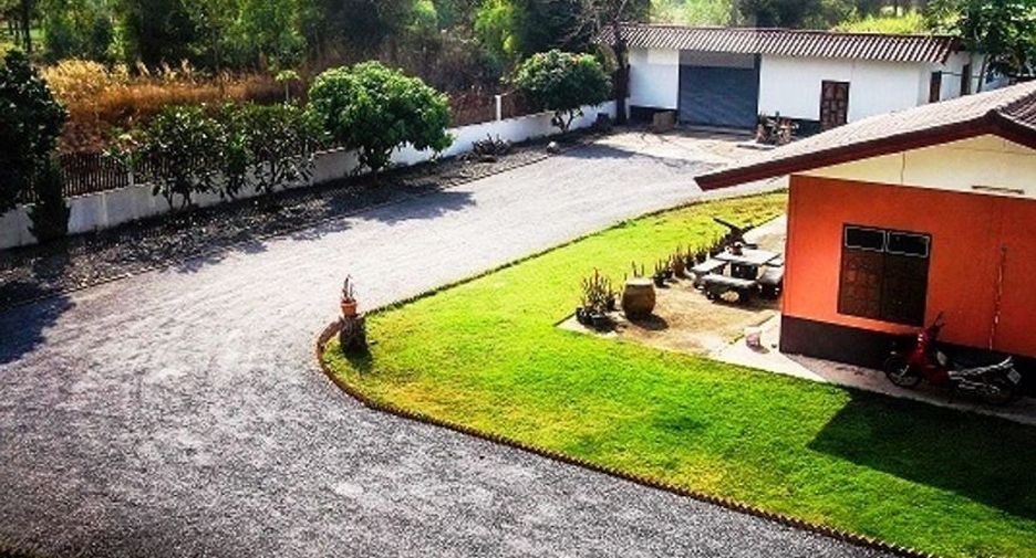 For sale 4 bedrooms house in Mueang Nongbua Lamphu, Nong Bua Lamphu
