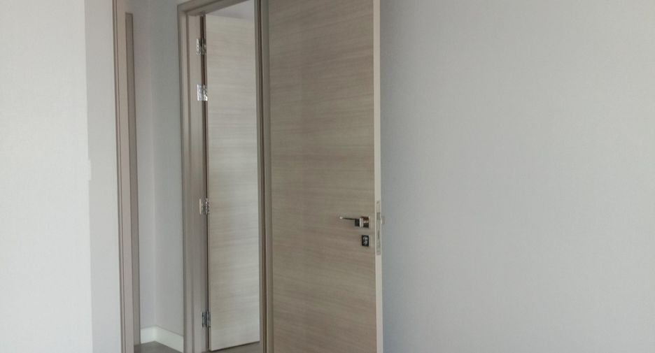 For sale 2 bedrooms condo in Bang Rak, Bangkok