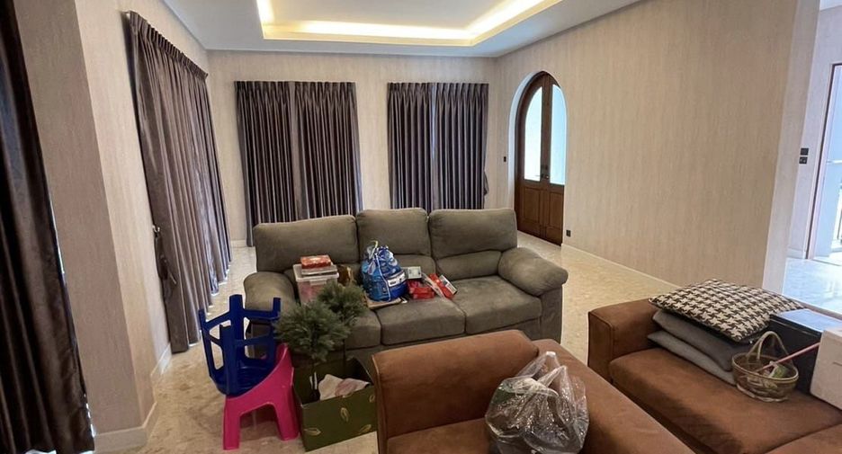 For sale and for rent 4 bedrooms house in Mueang Samut Prakan, Samut Prakan