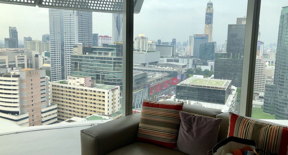 For sale 2 bedrooms condo in Pathum Wan, Bangkok
