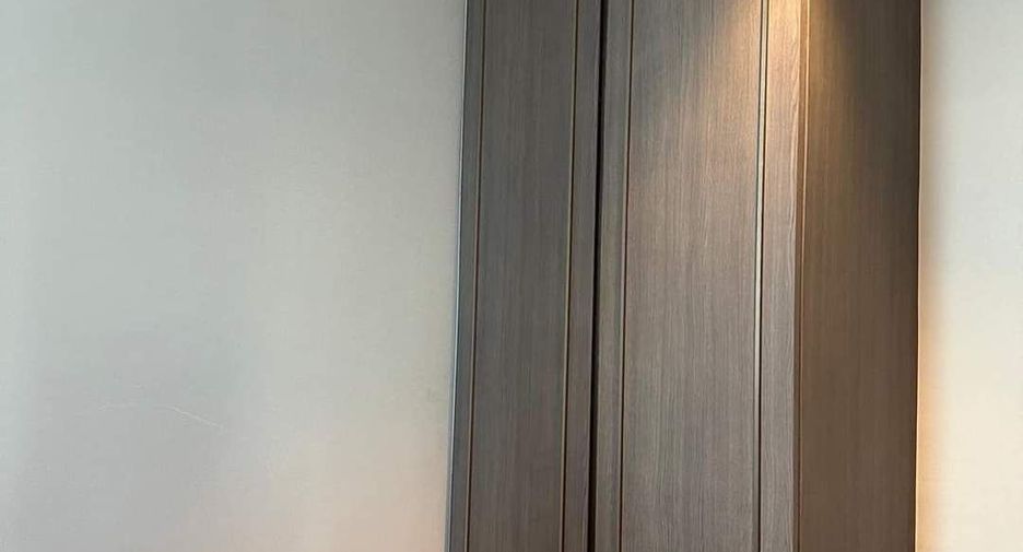 For sale 2 bedrooms condo in Khlong Toei, Bangkok