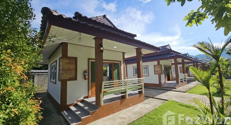 Hotel en venta en Chai Prakan, Chiang Mai