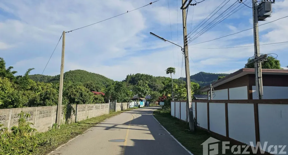 Hotel en venta en Chai Prakan, Chiang Mai