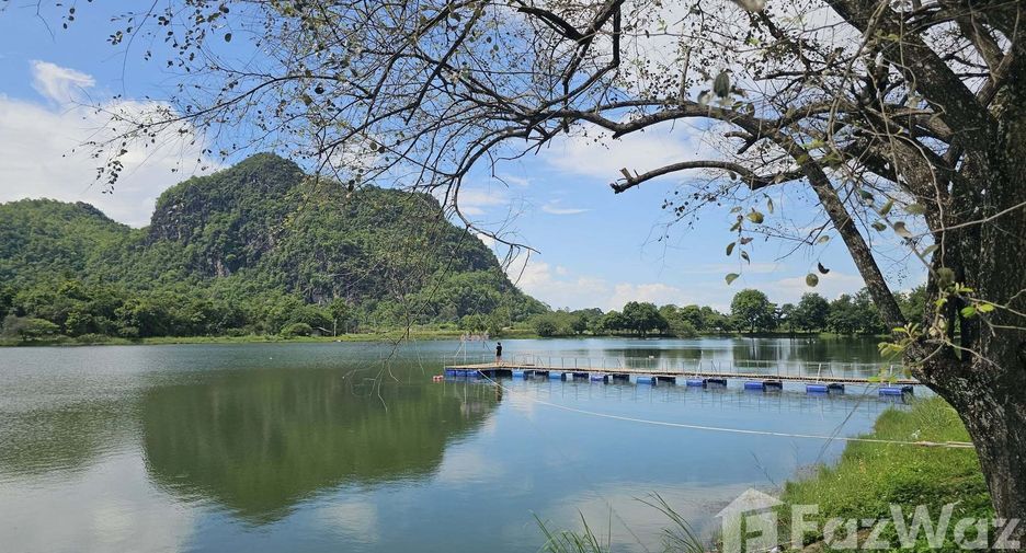 Hotel en venta en Chai Prakan, Chiang Mai