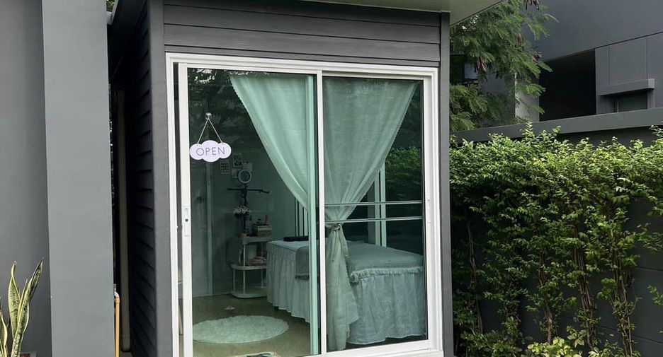 For sale 4 bedrooms house in Bueng Kum, Bangkok