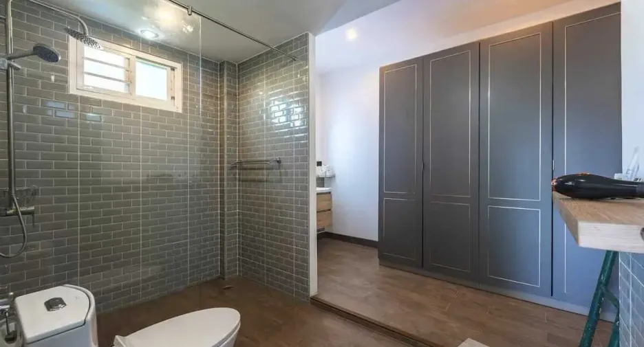 For sale 4 bedrooms villa in Mueang Phuket, Phuket