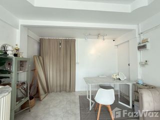 出售 6 卧室 联排别墅 在 Mueang Chon Buri, Chon Buri