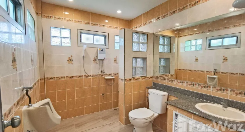 For sale 3 ベッドルーム house in Prawet, Bangkok