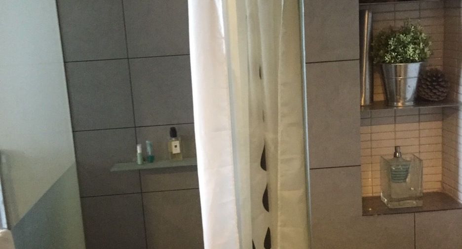 For sale 1 bed condo in Phaya Thai, Bangkok