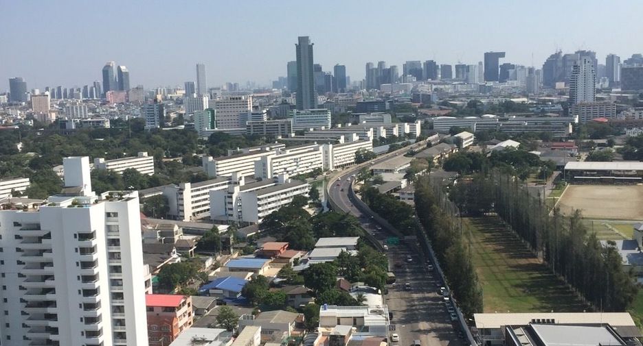For sale 1 bed condo in Phaya Thai, Bangkok