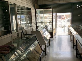 For sale 5 bedrooms retail Space in Watthana, Bangkok