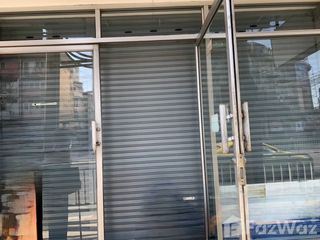For sale 5 bedrooms retail Space in Watthana, Bangkok