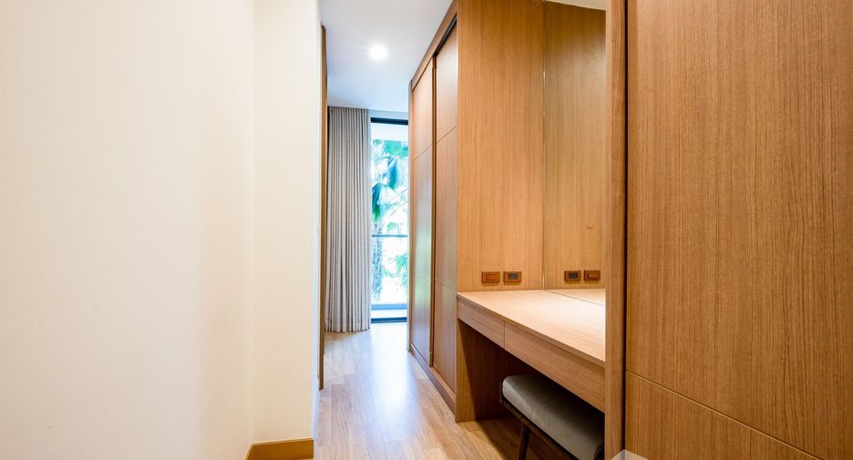 For sale 3 bedrooms condo in Suan Luang, Bangkok