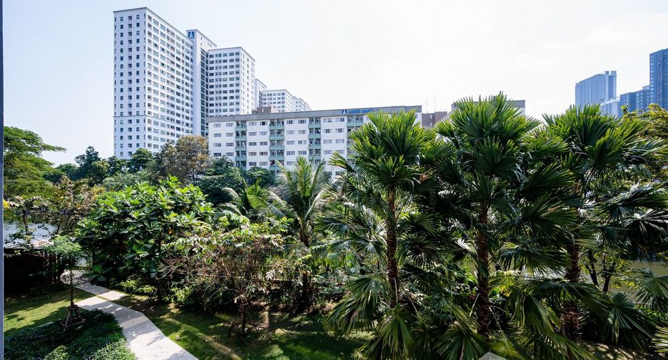 For sale 3 bedrooms condo in Suan Luang, Bangkok
