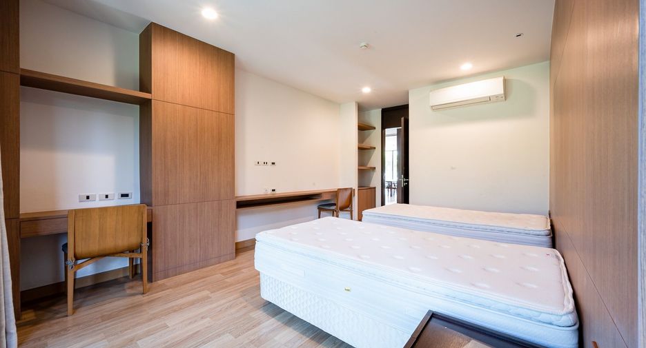 For sale 3 bedrooms condo in Suan Luang, Bangkok