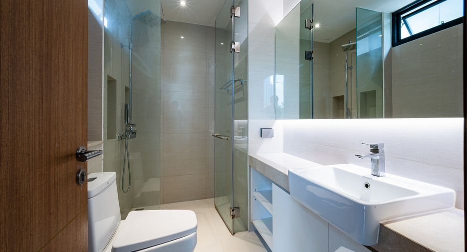 For sale 3 bedrooms condo in Suan Luang, Bangkok