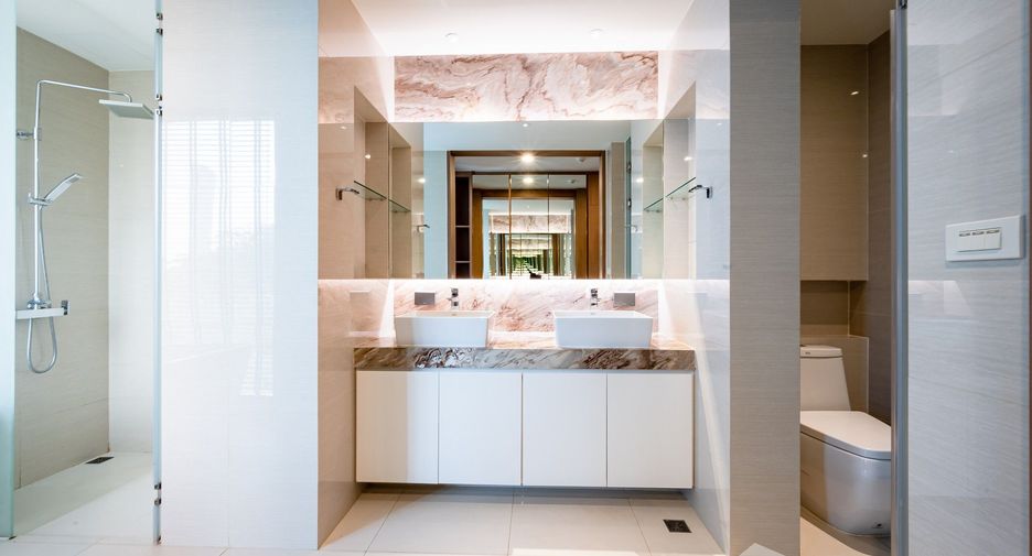 For sale 3 bedrooms condo in Suan Luang, Bangkok