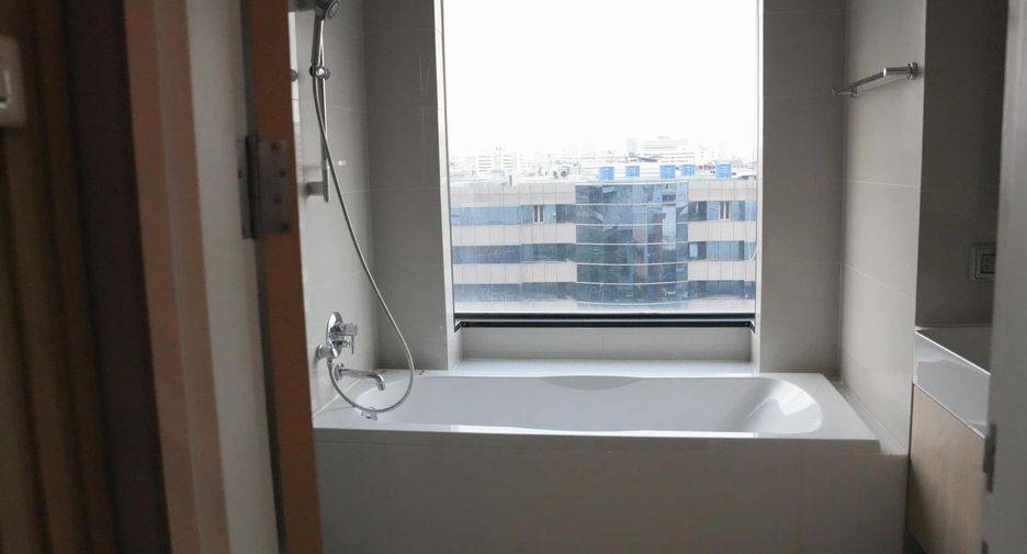 For sale 2 bedrooms condo in Ratchathewi, Bangkok