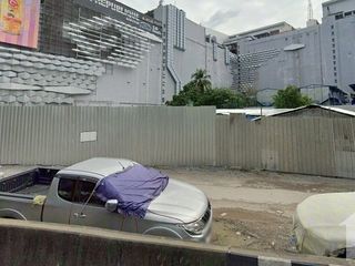 出售 土地 在 Huai Khwang, 曼谷